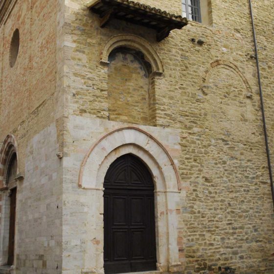 Bevagna - Bevagna, chiesa dei Santi Domenico e Giacomo [BEV061]