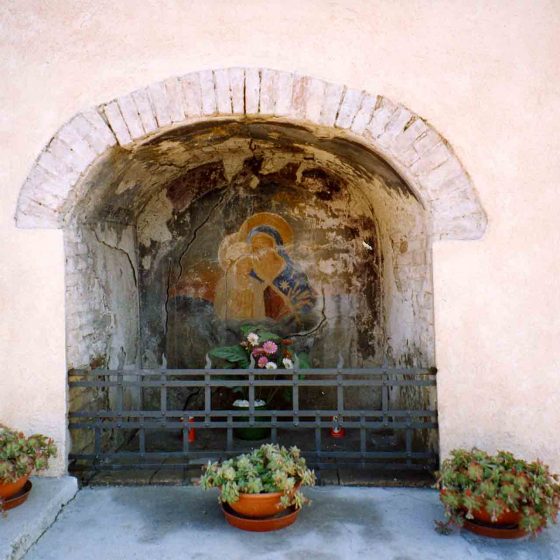 Castel Ritaldi - Mercatello, numero civico 54 «Madonna del grano» [CAS016]