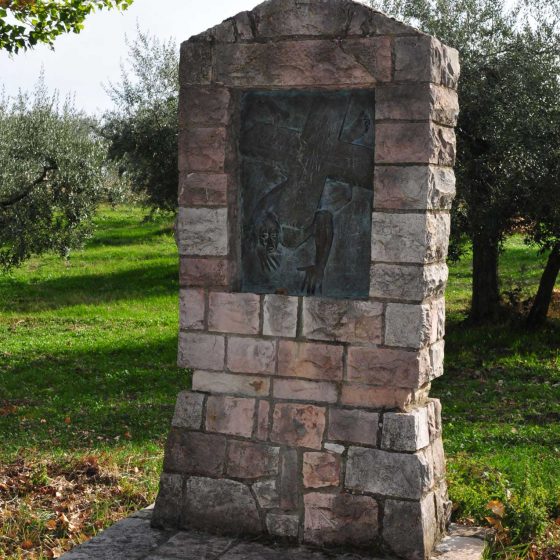 Giano dell'Umbria - Colle Montoro, Campo dei Frati «Via Crucis» [GIA007]