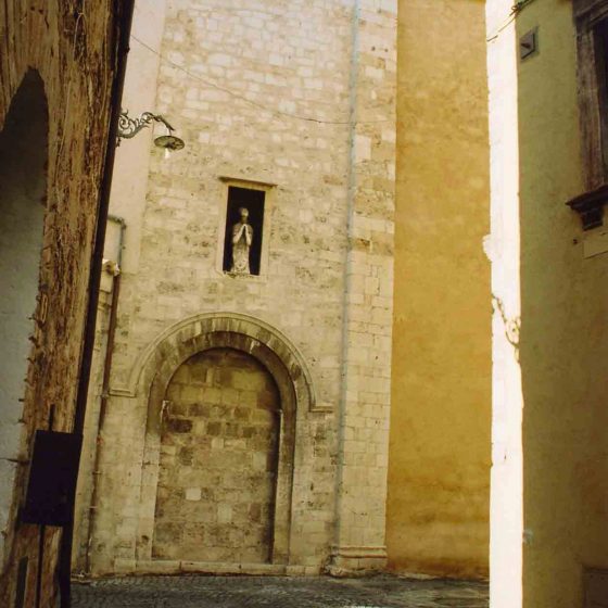 Trevi - Trevi, via della Rocca «Sant'Emiliano» [TRE066]