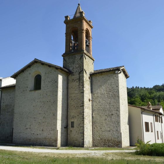 Foligno, Capodacqua, chiesa parrocchiale
